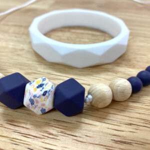 Collier d’éveil sensoriel